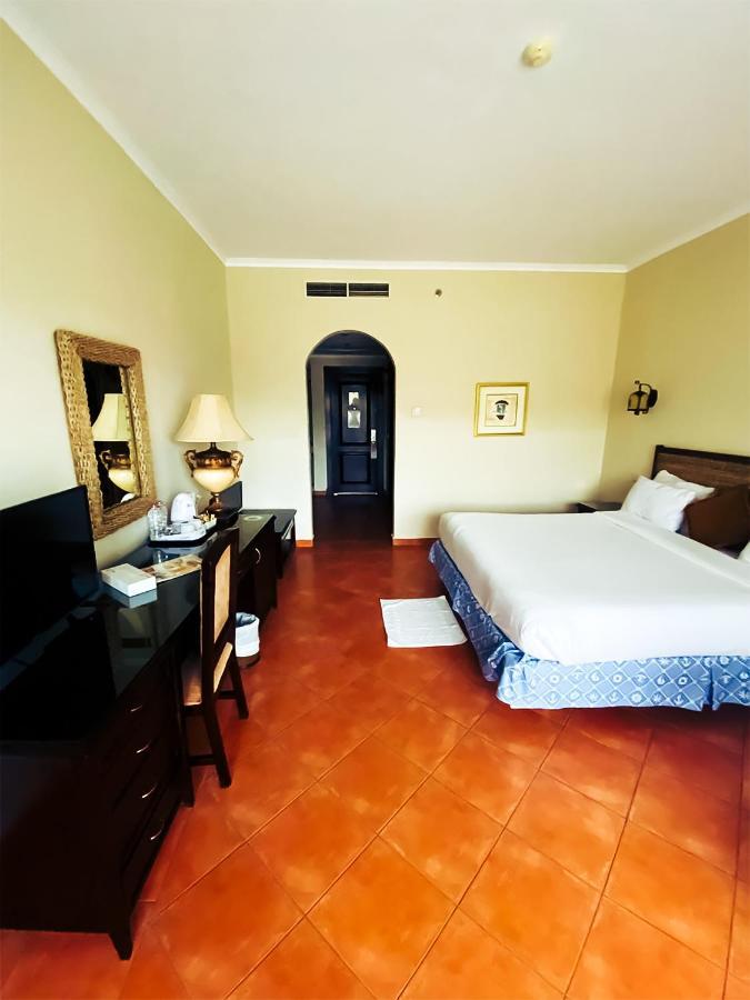 Private Rooms At Porto Marina Resort & Spa -T A Ель-Аламейн Екстер'єр фото
